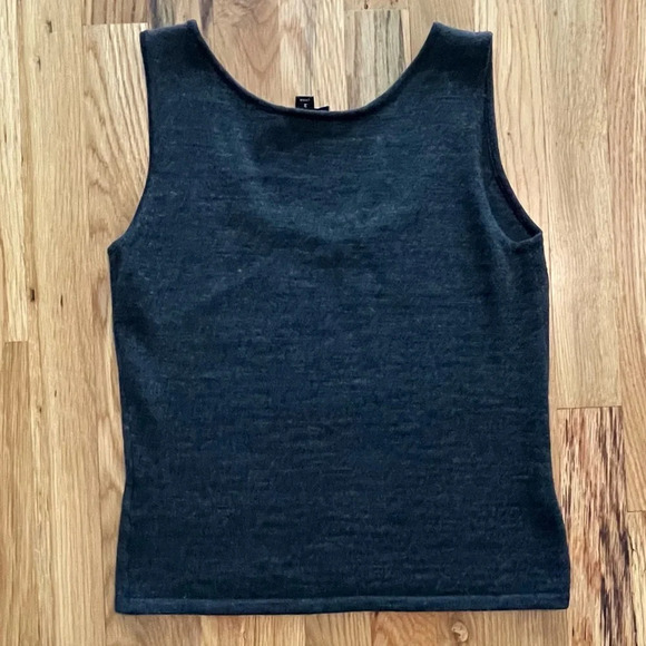 Tahari Gray Wool Sweater Tank Top Size 2 - Picture 4 of 4